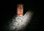 Forex - Rublo ancora in calo, tocca nuovi minimi