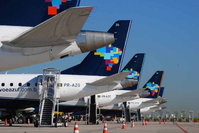 © Reuters.  Retaliação brasileira aos EUA pode envolver “Céus Abertos” e afetar Azul e Gol