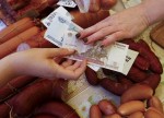 El rublo baja un 0,19 % ante el dólar y un 0,10 % frente al euro