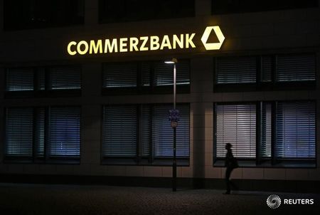 Firmen Blick Commerzbank Ladt Fur Den 13 Mai Zur Online Hv Von Reuters