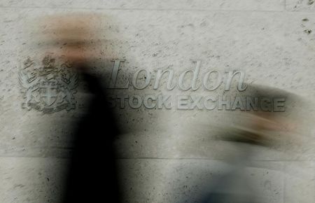 مؤشرات الأسهم في المملكة المتحدة ارتفعت عند نهاية جلسة اليوم؛ Investing.com بريطانيا 100 صعد نحو 0.95%