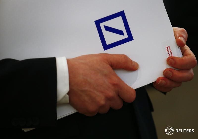 Zeitung Britische Aufsicht Knopft Sich Deutsche Bank Vor Von Reuters