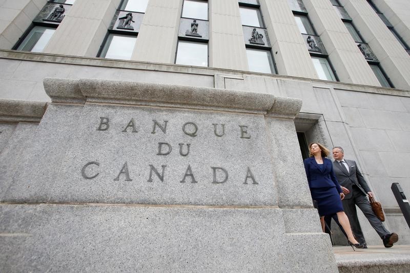 © Reuters. Bank of Canada Slashes Benchmark Interest Rate in Surprise Move