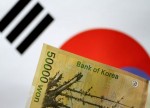 (달러/원 마감 종합)-외인 주식 매수에도 삼성전자 배당 역송금 수요에 약보합, 0.2원↓