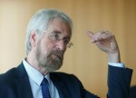 Praet do BCE confiante na recuperação inflação mesmo após fim do QE