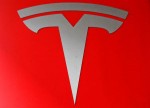 Цена акций Tesla взлетела до $700