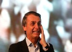 Bolsonaro define idade mínima de 62 anos para mulheres e 65 para homens; Ibov sobe