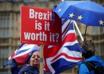 StockBeat: 2nd Thoughts on Trade, Brexit Bring Markets Back to Earth