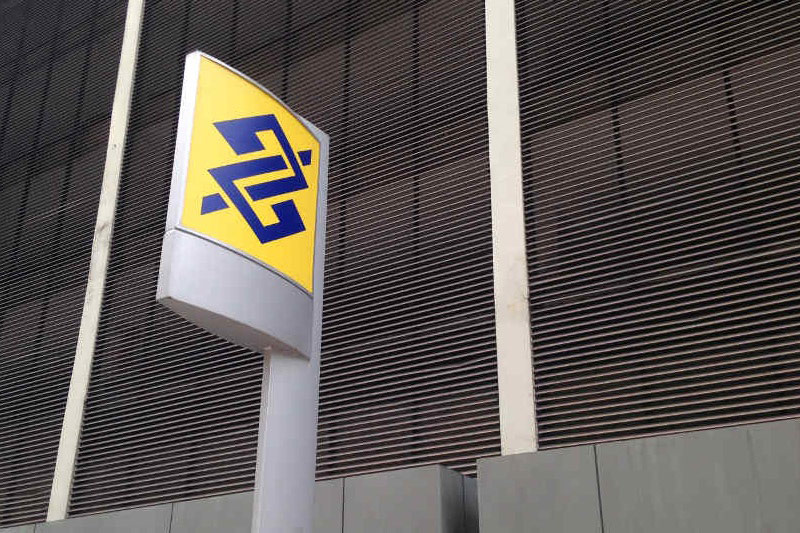REEDIÇÃO-BB Seguridade anuncia renúncia de presidente de conselho; Carlos Motta assume cargo