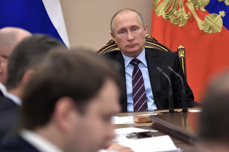 Путин: Россия комфортно чувствует себя при ценах $42 за баррель нефти