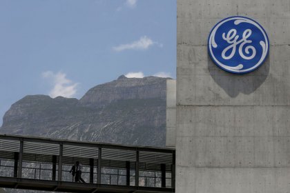 GE profit slumps; shares in 'limbo' as investors await new CEO's targets