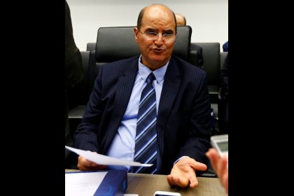 وزير النفط الكويتي يلمح إلى إمكانية خفض جديد في الإنتاج