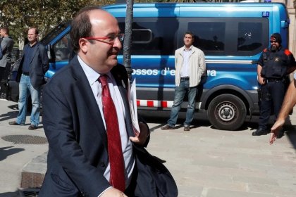 La aplicación del 155 en Cataluña pone en un brete al PSC