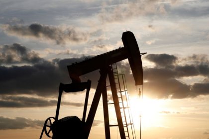 Oil stable but below recent highs as rising U.S. supplies threaten bull-run