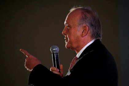 Former chairman Wiese sues Steinhoff for $5 billion