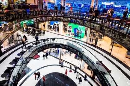 Euro zone inflation confirmed at 1.9 percent, labour costs surge