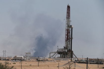 Цены на нефть после атак на саудовские объекты могут подскочить до $100 за баррель -- аналитики