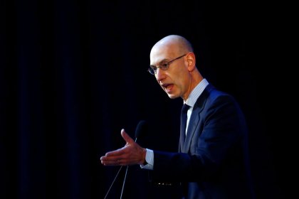 China TV drops NBA exhibition games; league defends free speech