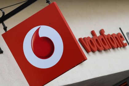 Vodafone to close more than 1,000 European stores