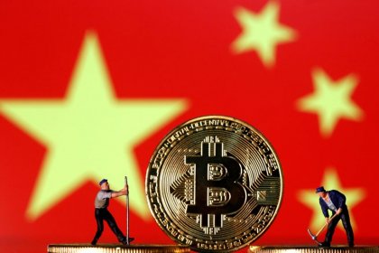 Mineradores de bitcoin na China aumentam participação em capacidade de produção, diz pesquisa