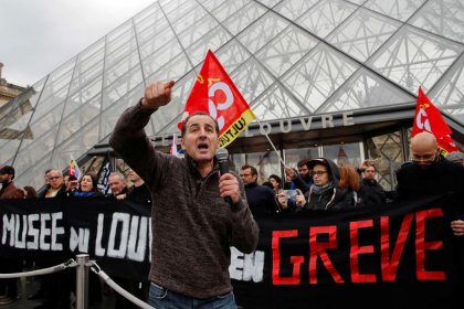 Retraites: Les opposants à la réforme multiplient les actions surprise