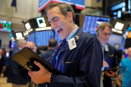 S&P 500 tem pior dia desde outubro diante de preocupações com vírus