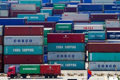 China to halve tariffs on some U.S. imports as virus risks escalate