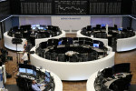 Borsa Europa in rialzo su aggiornamenti salute Trump, consolidamento banche spagnole