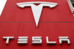 Tesla войдет в индекс S&P 500, ожидает свыше $51 млрд новых инвестиций