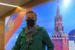 Polícia russa detém crítico do Kremlin Alexei Navalny na chegada ao aeroporto
