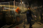 Minnesota police promise not to detain, pepper-spray journalists covering protests