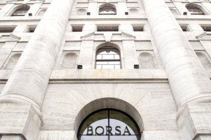 BORSA MILANO poco mossa, bene Banco Bpm, cade Tenaris, a maggio -9%