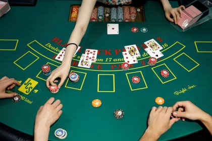 Foreign casino operators go all in as they vie for Osaka licence