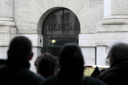 BORSA MILANO prosegue incerta, Atlantia pesante, bene Salini Impregilo