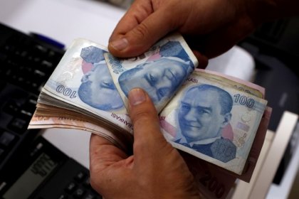 الليرة التركية ترتفع قبيل إعلان خطة اقتصادية الخميس
