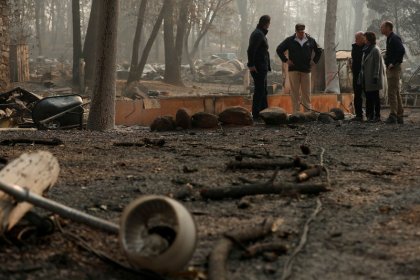 Teams search for 1,000 missing in California's deadliest wildfire