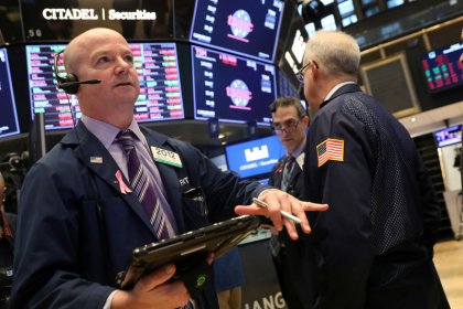Wall Street extends rally on U.S.-China trade optimism