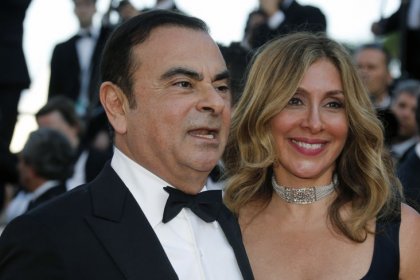 L'épouse de Carlos Ghosn, "très inquiète", a écrit à Macron