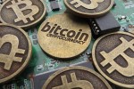 Bitcoin desciende a 10 mil dólares, cae 5.6%