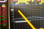 Spread Btp chiude in calo sotto 270