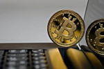 Bitcoin Turun Karena Elon Musk, Altcoin Naik Perlahan