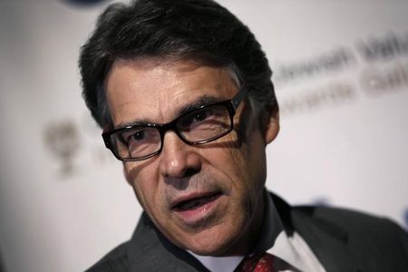 © Reuters. Texas Governor Rick Perry attends the second Annual Champions of Jewish Values International Awards Gala in New York