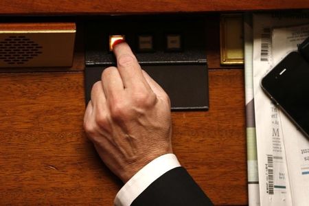 © Reuters. LE BUDGET RECTIFICATIF DE LA SÉCURITÉ SOCIALE ADOPTÉ À L’ASSEMBLÉE