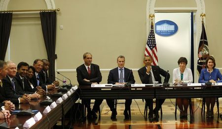 © Reuters. Obama meets company executives in Washington