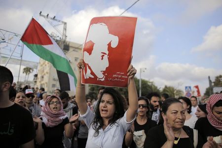 © Reuters. Árabes israelenses protestam na cidade de Acre