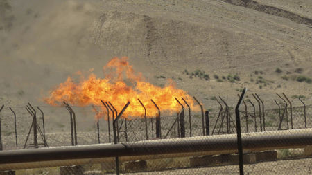 © Reuters. Нефтяное месторождение близ Киркука 