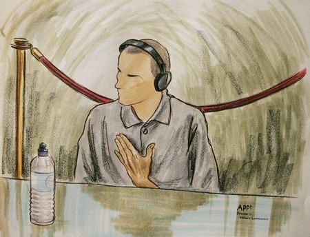 © Reuters. محكمة أمريكية تنقض جزئيا حكما بادانة سجين في جوانتانامو