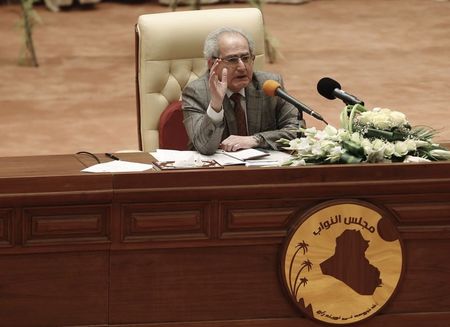 © Reuters. البرلمان العراقي يجتمع لاتخاذ قرار بشأن تشكيل الحكومة