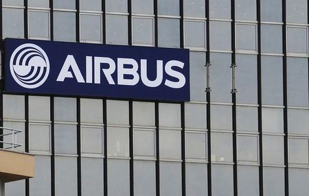 © Reuters. The logo of Airbus Group is seen on the company's headquarters building in Toulouse