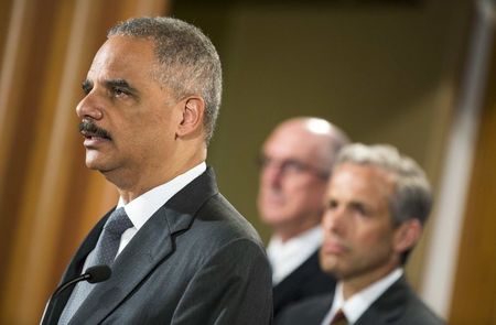 © Reuters. U.S. Attorney General Holder announces Citigroup Inc will pay $7 billion to settle a U.S. government investigation into mortgage-backed securities the bank sold in the run-up to the 2008 financial crisis, during a news conference in Washington